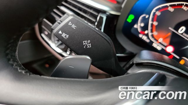 BMW Gran Turismo 2023 — photo 26