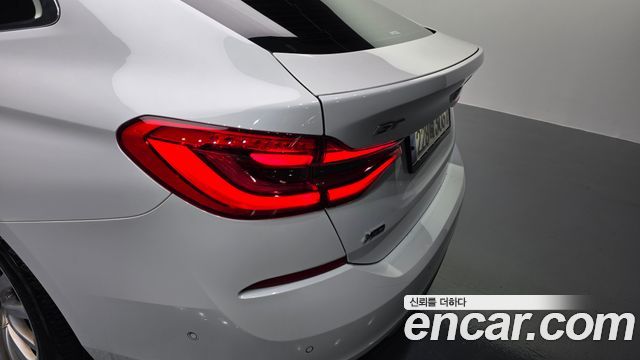 BMW Gran Turismo 2023 — photo 9