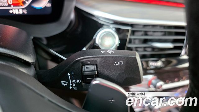 BMW Gran Turismo 2023 — photo 27