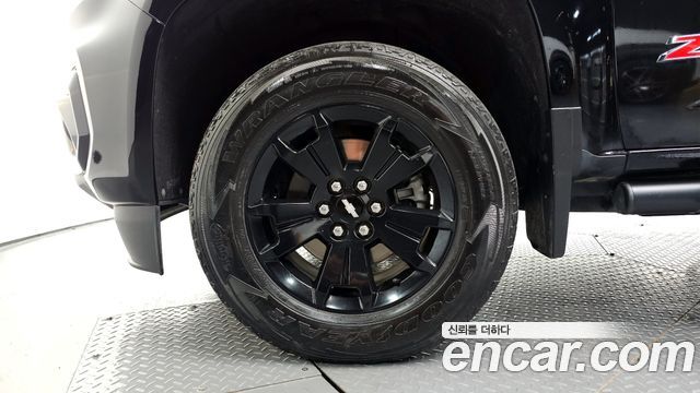 Chevrolet Korea Colorado 2022 — photo 5