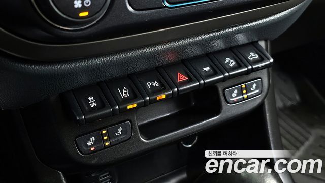 Chevrolet Korea Colorado 2022 — photo 18