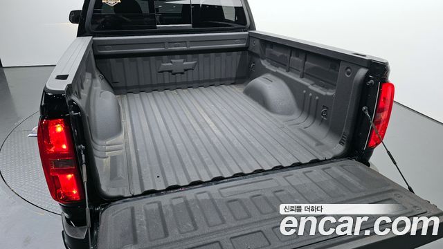 Chevrolet Korea Colorado 2022 — photo 20