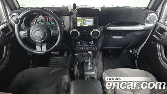 Jeep Wrangler 2016 — photo 7