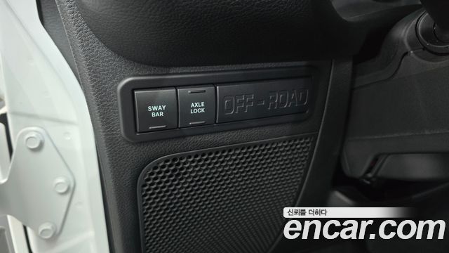 Jeep Wrangler 2016 — photo 17