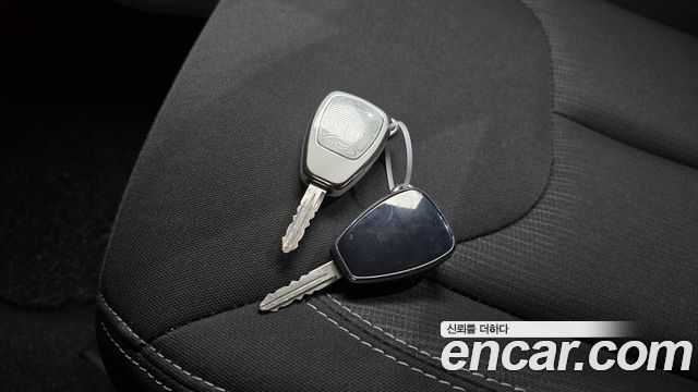 Jeep Wrangler 2016 — photo 19