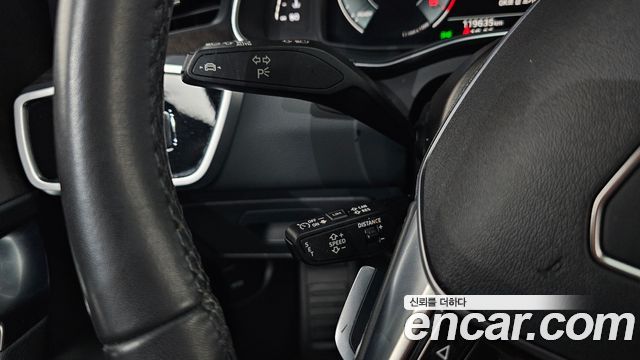 Audi A6 2023 — photo 16
