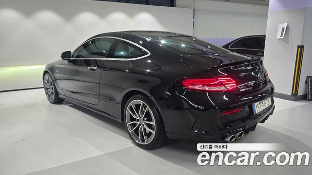 Mercedes-Benz C-Class 2022 — photo 3