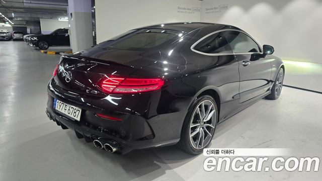 Mercedes-Benz C-Class 2022 — photo 4