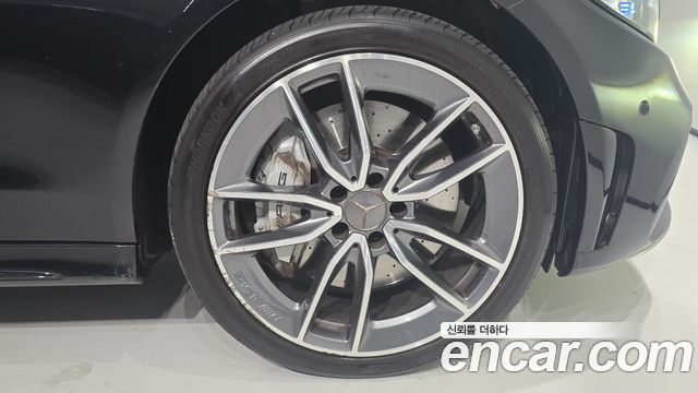 Mercedes-Benz C-Class 2022 — photo 5