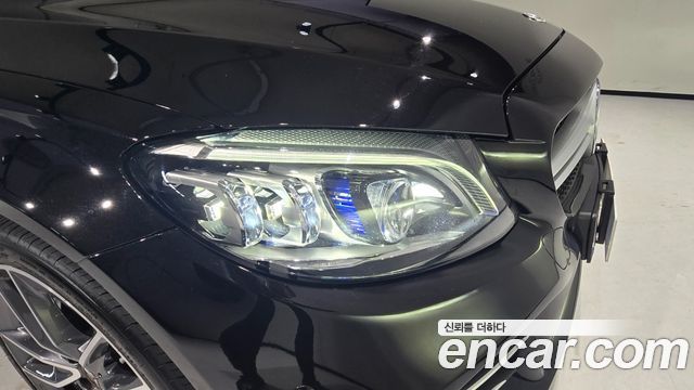 Mercedes-Benz C-Class 2022 — photo 12