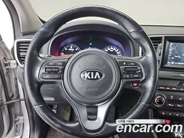Kia Sportage 2016 — photo 9