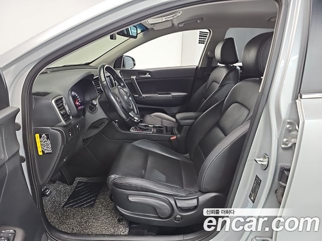 Kia Sportage 2016 — photo 11