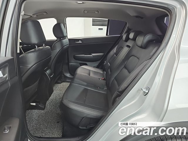 Kia Sportage 2016 — photo 12