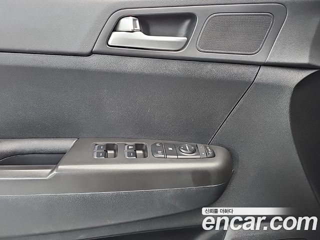 Kia Sportage 2016 — photo 15