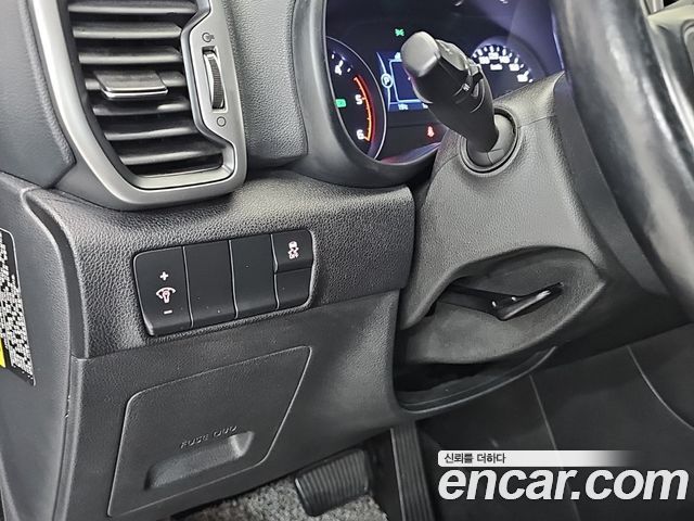 Kia Sportage 2016 — photo 16