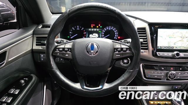 KG Mobility Rexton 2018 — photo 13