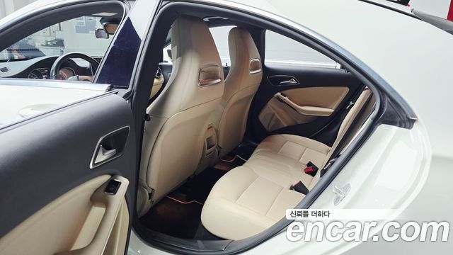Mercedes-Benz CLA-Class 2014 — photo 11