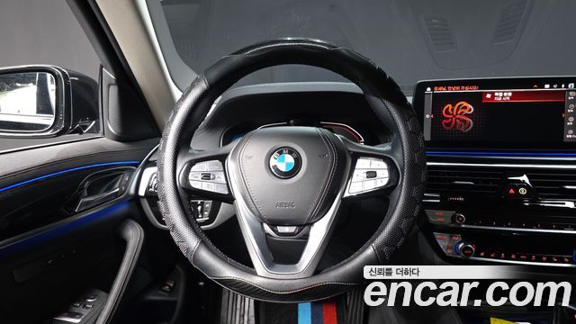 BMW 5-Series 2021 — photo 19