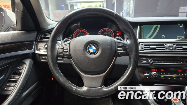 BMW 5-Series 2014 — photo 13