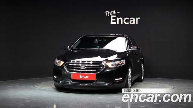 Ford Taurus 2015 — photo 3