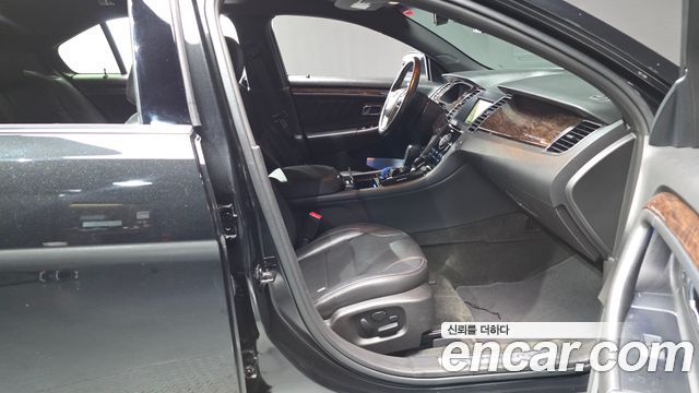 Ford Taurus 2015 — photo 10