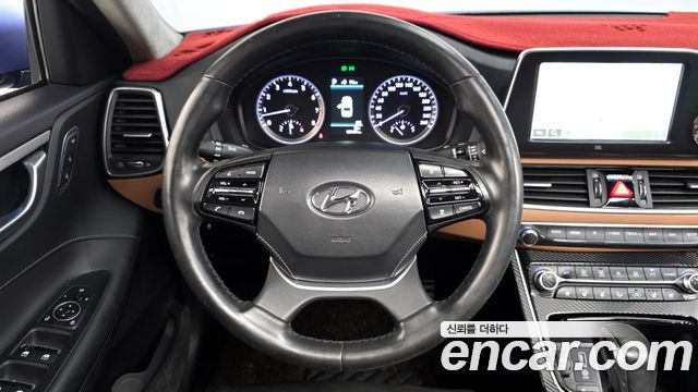 Hyundai Grandeur 2018 — photo 20