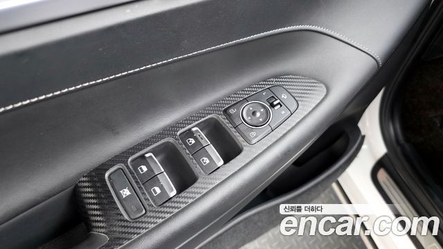 Hyundai Grandeur 2018 — photo 40