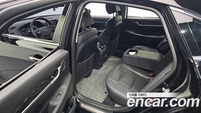 Hyundai Grandeur 2018 — photo 11