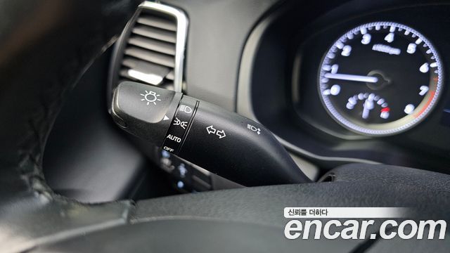 Hyundai Grandeur 2018 — photo 15