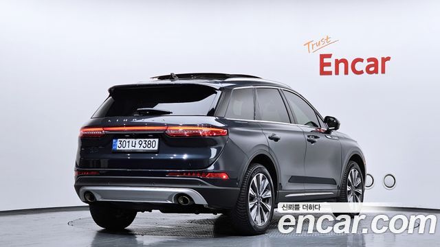 Lincoln Corsair 2020 — photo 2