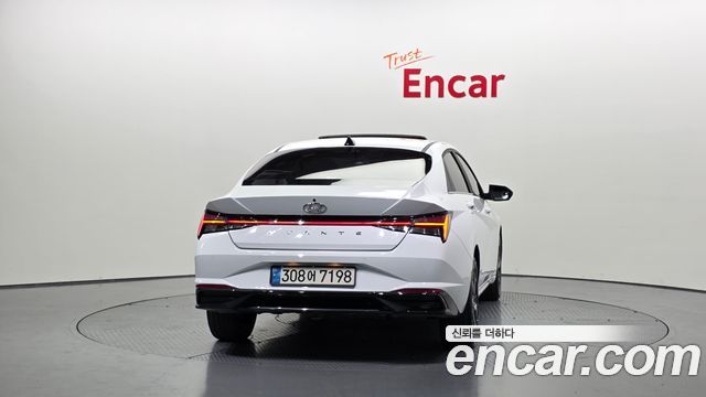 Hyundai AVANTE 2022 — photo 4