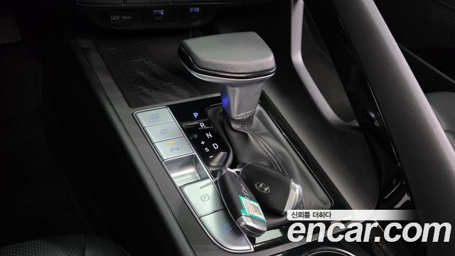 Hyundai AVANTE 2022 — photo 12