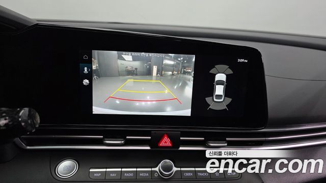 Hyundai AVANTE 2022 — photo 21