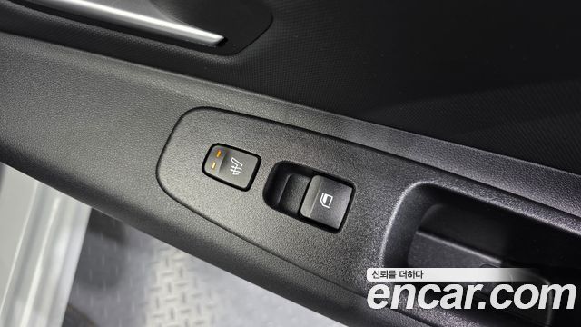 Hyundai AVANTE 2022 — photo 24