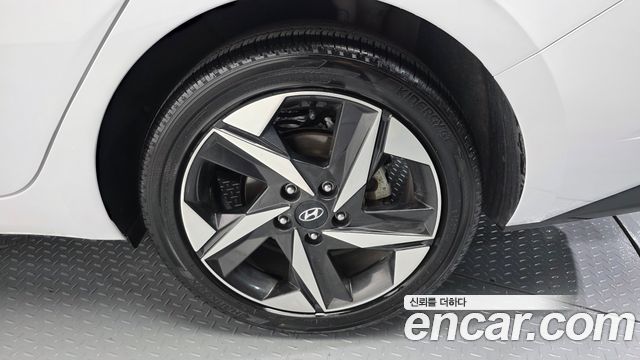 Hyundai AVANTE 2022 — photo 7
