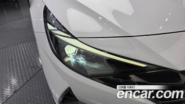 Hyundai AVANTE 2022 — photo 8