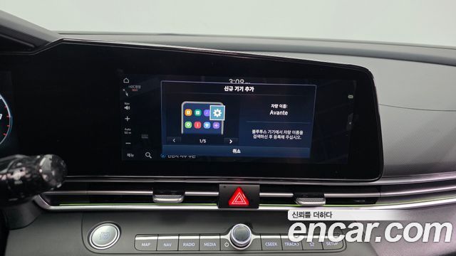 Hyundai AVANTE 2022 — photo 27