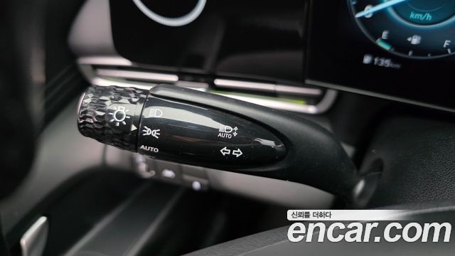 Hyundai AVANTE 2022 — photo 28