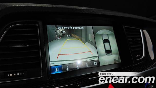 Genesis G80 2018 — photo 21
