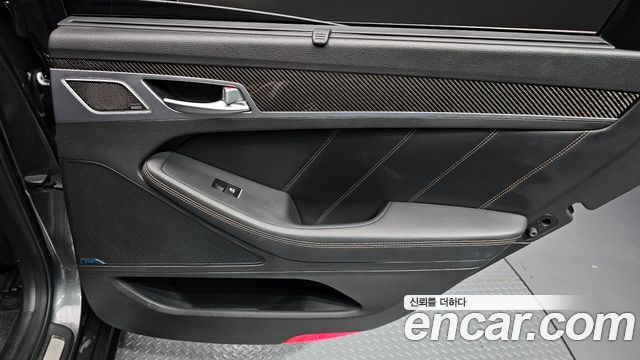 Genesis G80 2018 — photo 15