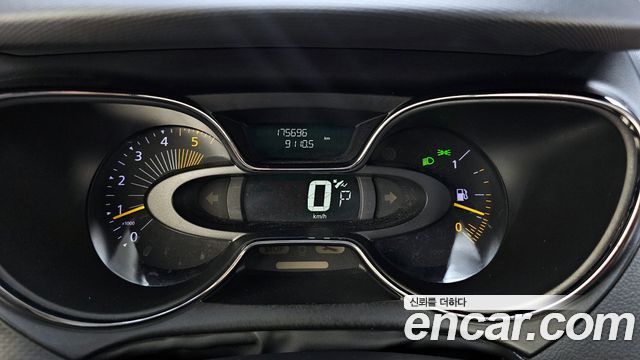 Renault Korea QM3 2015 — photo 8