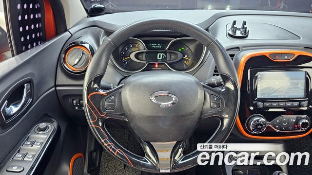 Renault Korea QM3 2015 — photo 13