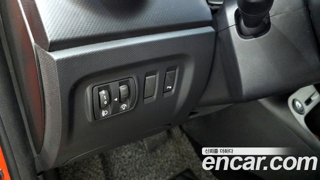 Renault Korea QM3 2015 — photo 18