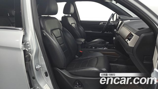 KG Mobility Rexton 2018 — photo 18