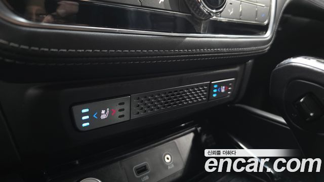 KG Mobility Rexton 2018 — photo 24