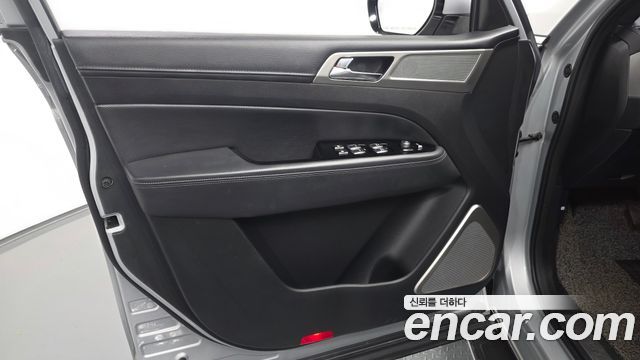 KG Mobility Rexton 2018 — photo 14