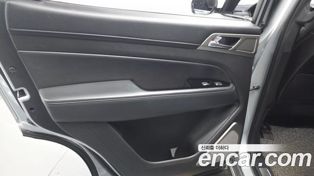 KG Mobility Rexton 2018 — photo 15