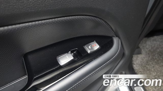 KG Mobility Rexton 2018 — photo 29