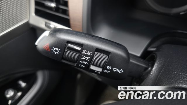 KG Mobility Rexton 2018 — photo 30