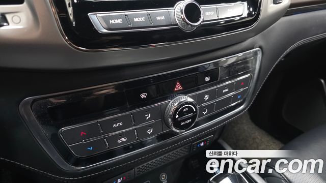 KG Mobility Rexton 2018 — photo 31